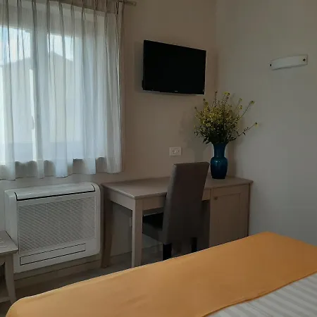 Colle Rosso Farm stay *