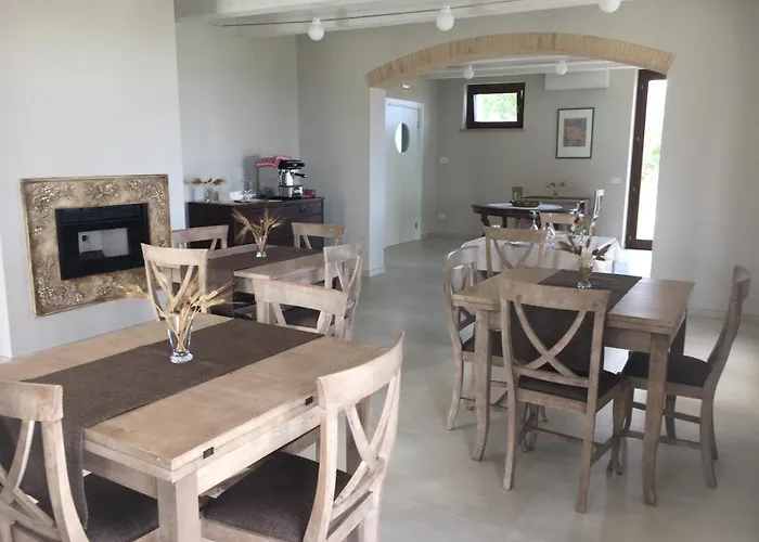 Colle Rosso Lantgård *